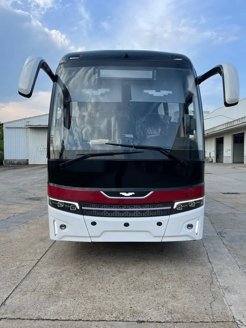 Passenger cabin — black_red, 2+1 layout