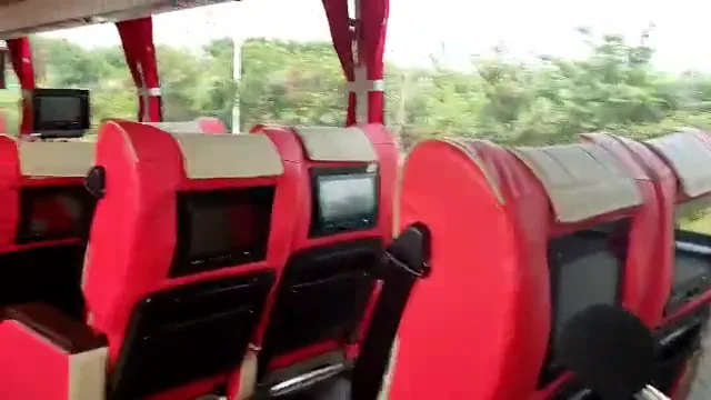 qoqnous-bus-550.mp4